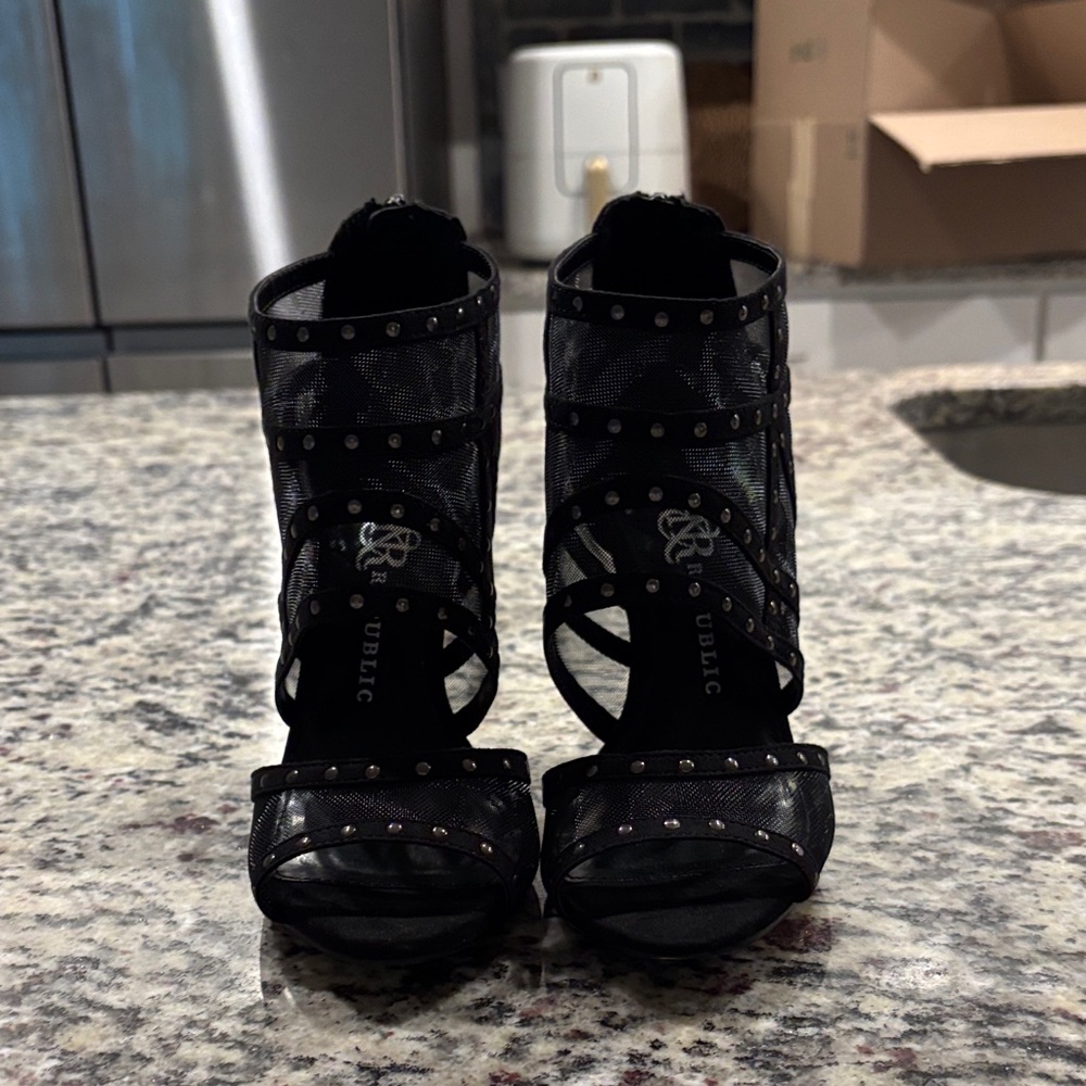 Rock & Republic Black Strappy Heels with Studs